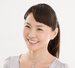 この写真の女性いくつに見えますか?