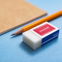 「6年生の夏休みに始めた受験勉強。自分でスケジュールを立て短期集中で取り組む」記事サムネイル