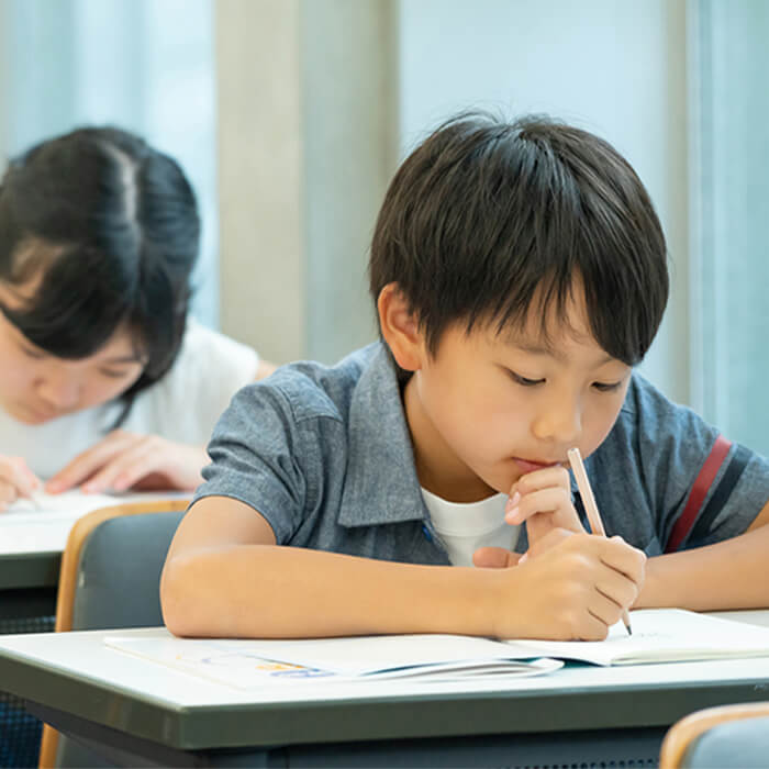「会員限定: サピックスに通う弟と日能研に通っていた姉、夏休みの過ごし方に違いはある？【Sakurako vol.7】」記事サムネイル