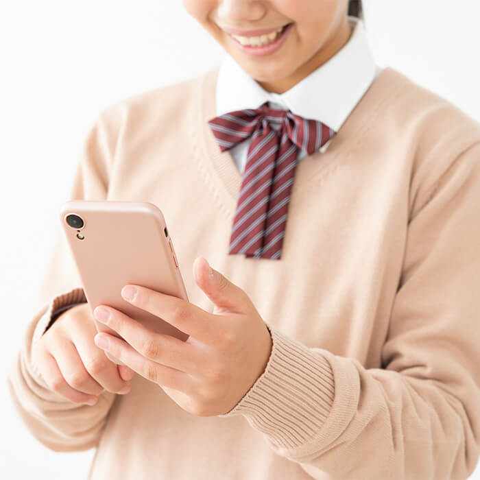 「ゴールデンウィーク中も心配！ 中学生のスマホ・ゲーム中毒、どうしたらいいの？」記事サムネイル