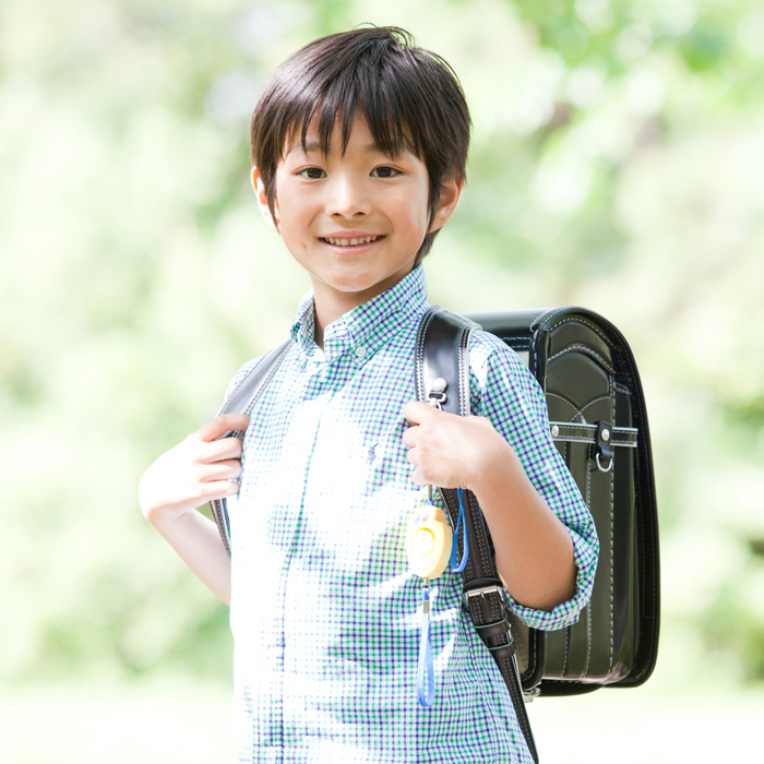 「塾・習い事の送迎はいつまで？自立を促す「子ども一人」の行動」記事サムネイル