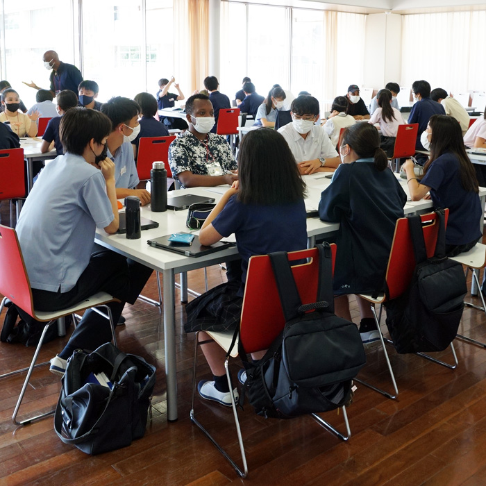 「夏休みを徹底活用「5日間にわたる国内語学研修」【エデュスタッフ訪問記】」記事サムネイル
