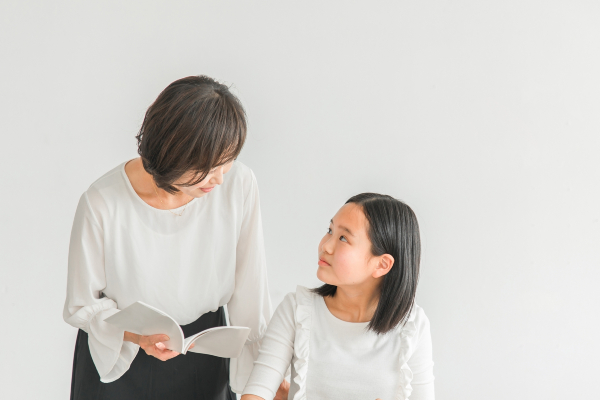 マンツーマン指導を受ける生徒。先生は徹底的に「個」に向き合えます
