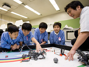 桐蔭学園小学部