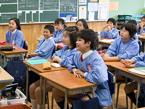 桐蔭学園小学部