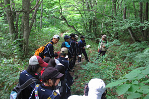 駒込中学・高等学校 友達と一緒に汗を流して農村体験