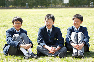 多摩大学附属聖ヶ丘中学高等学校 先生と生徒