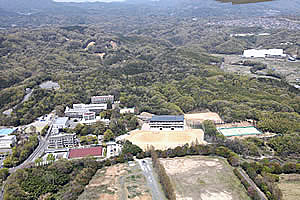 関西大倉中学校・高等学校 航空写真