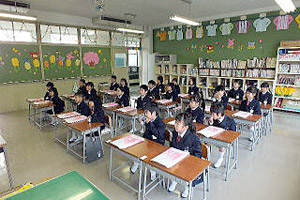 奈良育英小学校 授業風景
