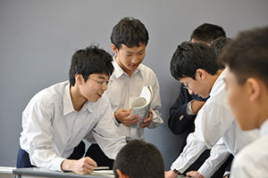 足立学園中学校・高等学校