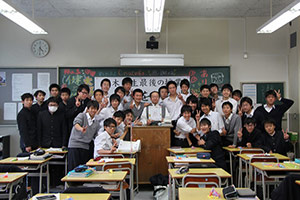 教員と生徒の距離感も男子校ならでは