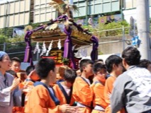 日駒名物のお神輿は必見です