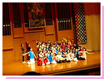 クリスマス・ページェントの様子