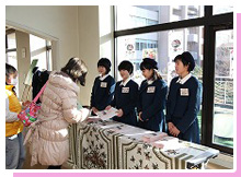 クリスマス・ページェントの様子