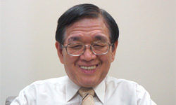 中高等部長 水口洋先生