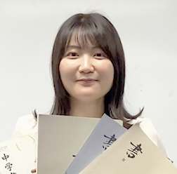 齋藤 瞳先生 サムネイル画像