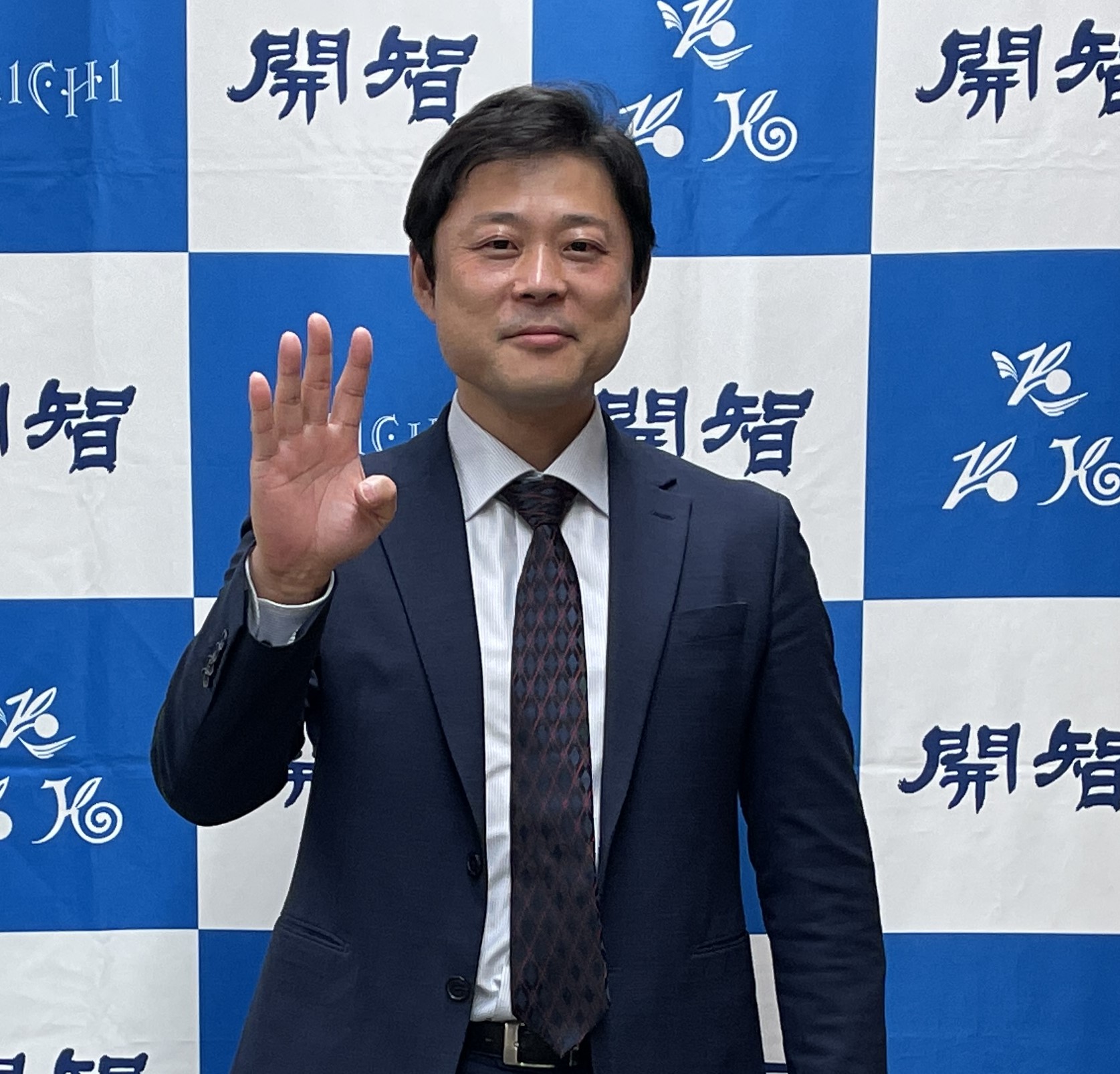 中里　昌隆先生 サムネイル画像